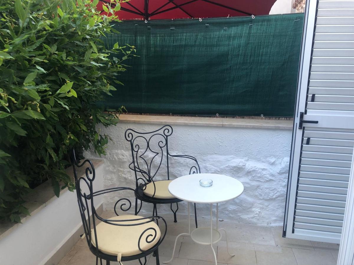 Guest House Marta โรวีน ภายนอก รูปภาพ
