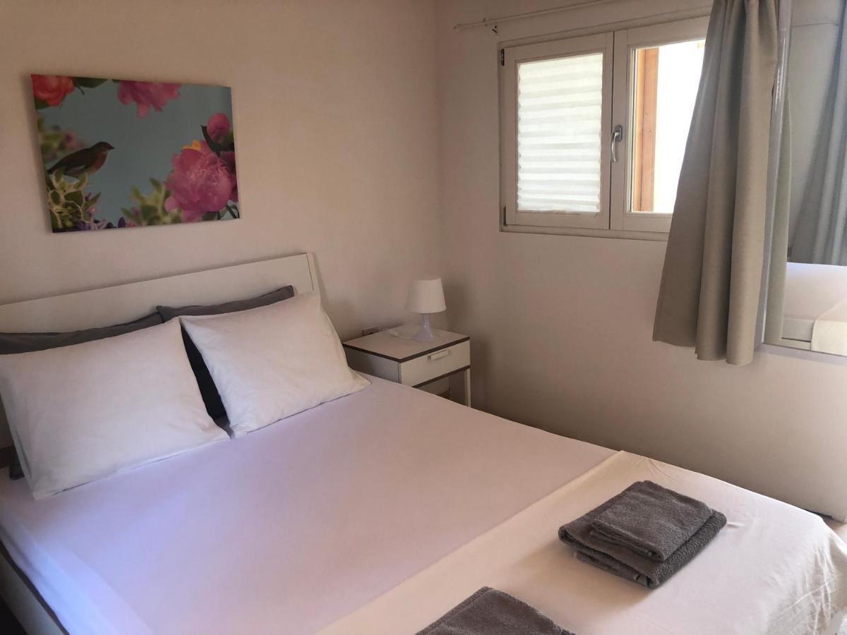 Guest House Marta โรวีน ภายนอก รูปภาพ