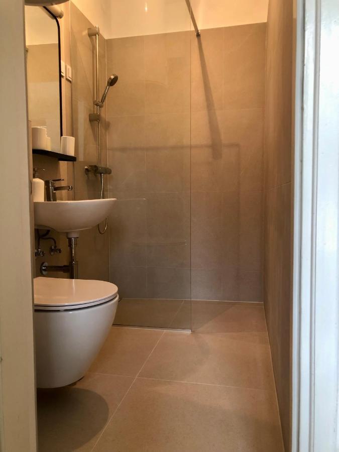 Guest House Marta โรวีน ภายนอก รูปภาพ